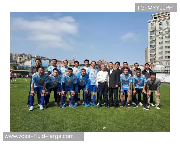 百年足球明星齐聚一堂共庆足球辉煌历史与未来发展 百年足球明星齐聚一堂共庆足球辉煌历史与未来发展