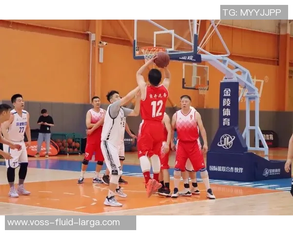 西安篮球队技术争议引发热议球迷与专家各执己见探讨战术问题 西安篮球队技术争议引发热议球迷与专家各执己见探讨战术问题