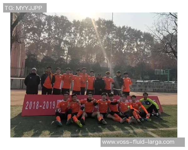 西安足球队逆袭之路的真实故事与奋斗精神全景记录 西安足球队逆袭之路的真实故事与奋斗精神全景记录