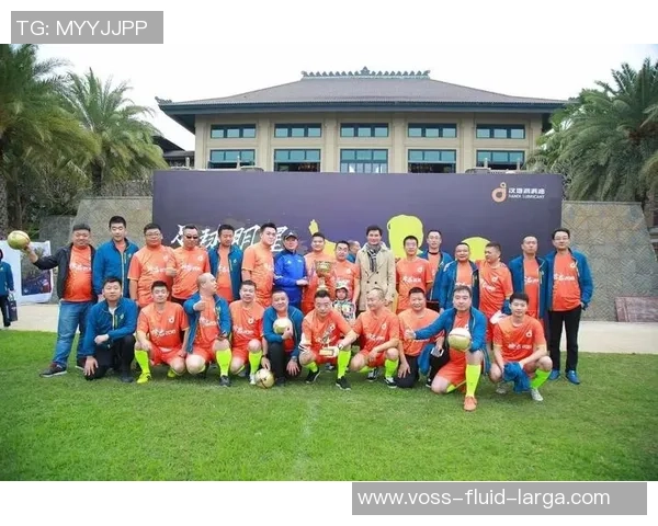 足球明星激烈冲突现场揭秘球场背后的不为人知故事与真相 足球明星激烈冲突现场揭秘球场背后的不为人知故事与真相