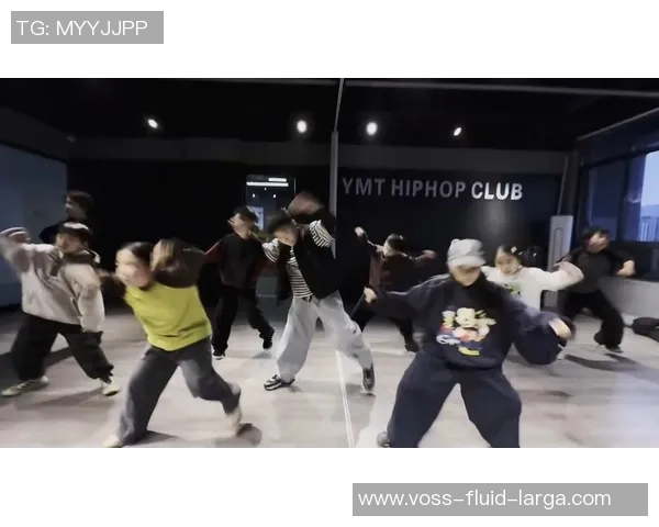 街舞焦点:深圳街舞队的节奏探讨 街舞焦点:深圳街舞队的节奏探讨